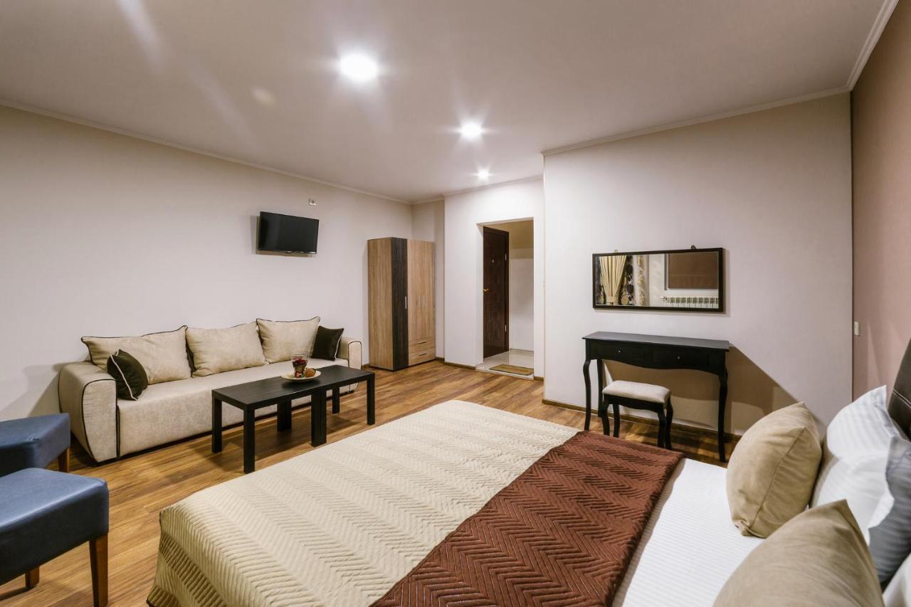 קיוסטנדיל Family Hotel Ring & Thermal מראה חיצוני תמונה
